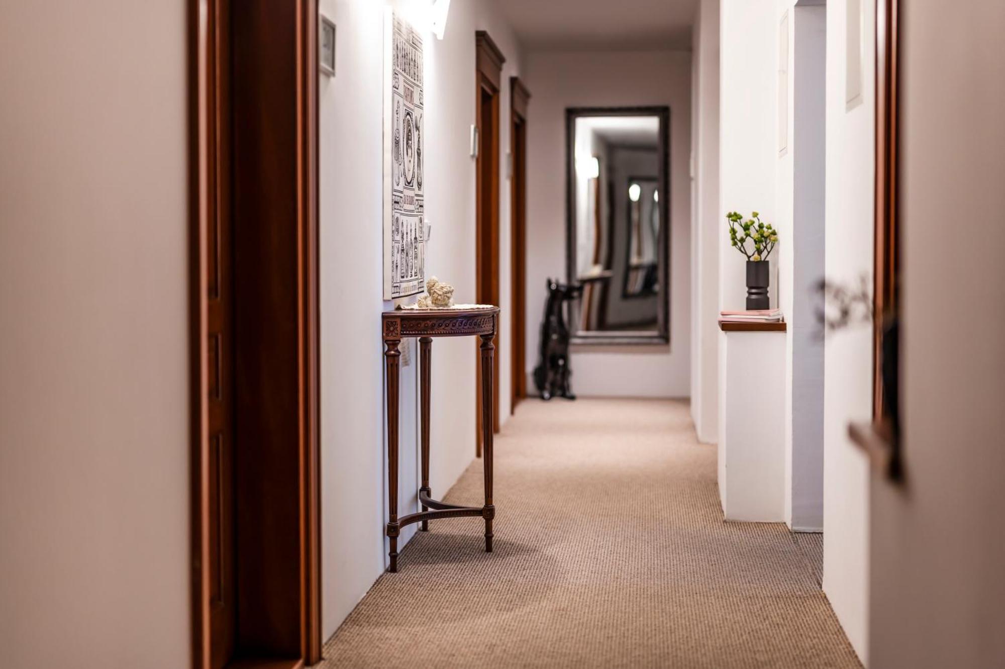 Aparthotel Maargick คราคูฟ ภายนอก รูปภาพ